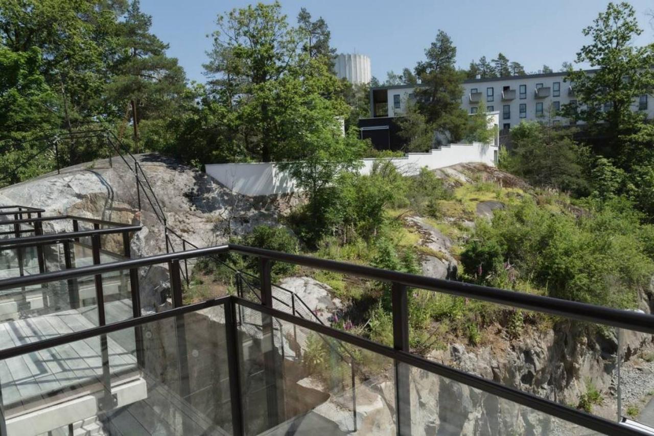 All In One Loft With Balcony And Free Parking Lidingö エクステリア 写真